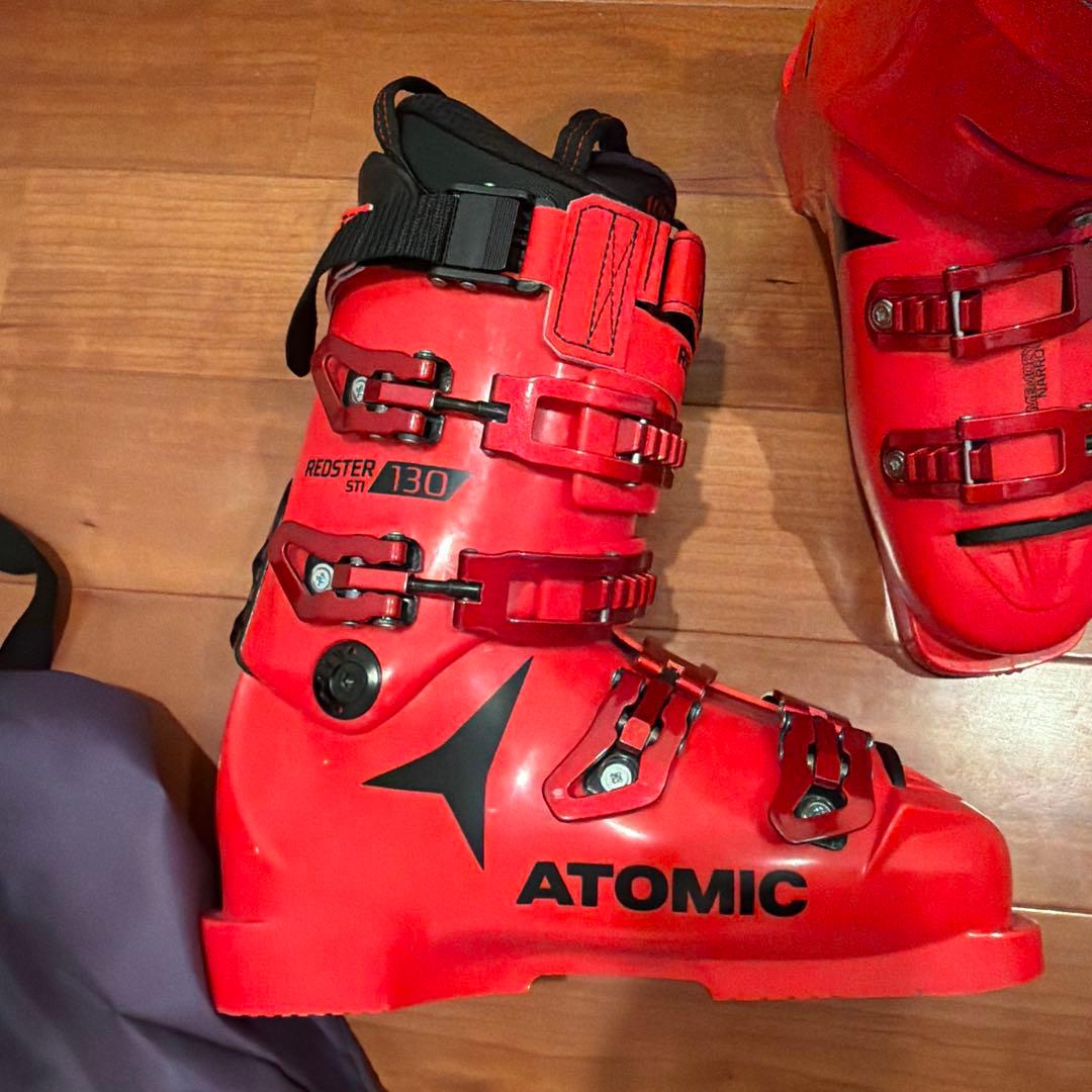 ATOMIC REDSTER スキー ブーツ レッド25.5cm