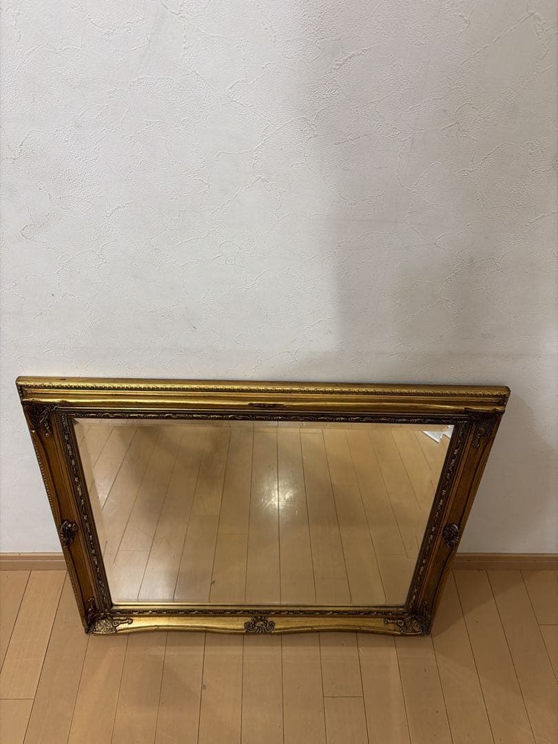 アンティーク調鏡　ヨーロッパ　金色フレーム　ミラー