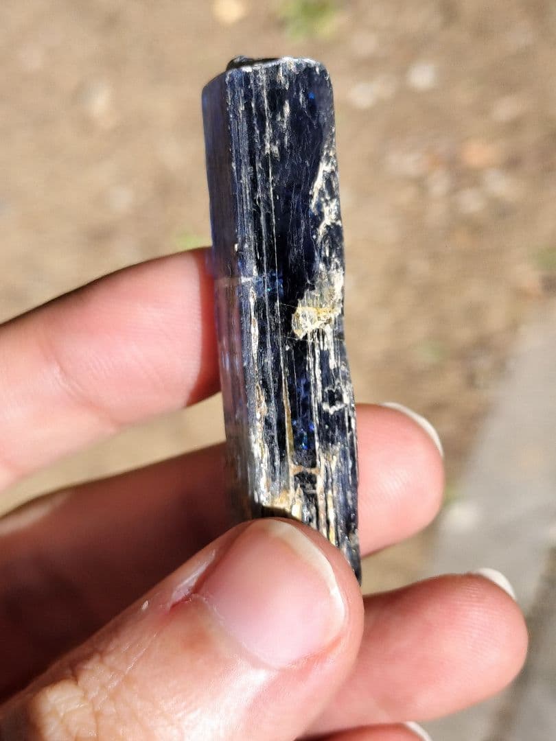 ヒマラヤカイヤナイト原石