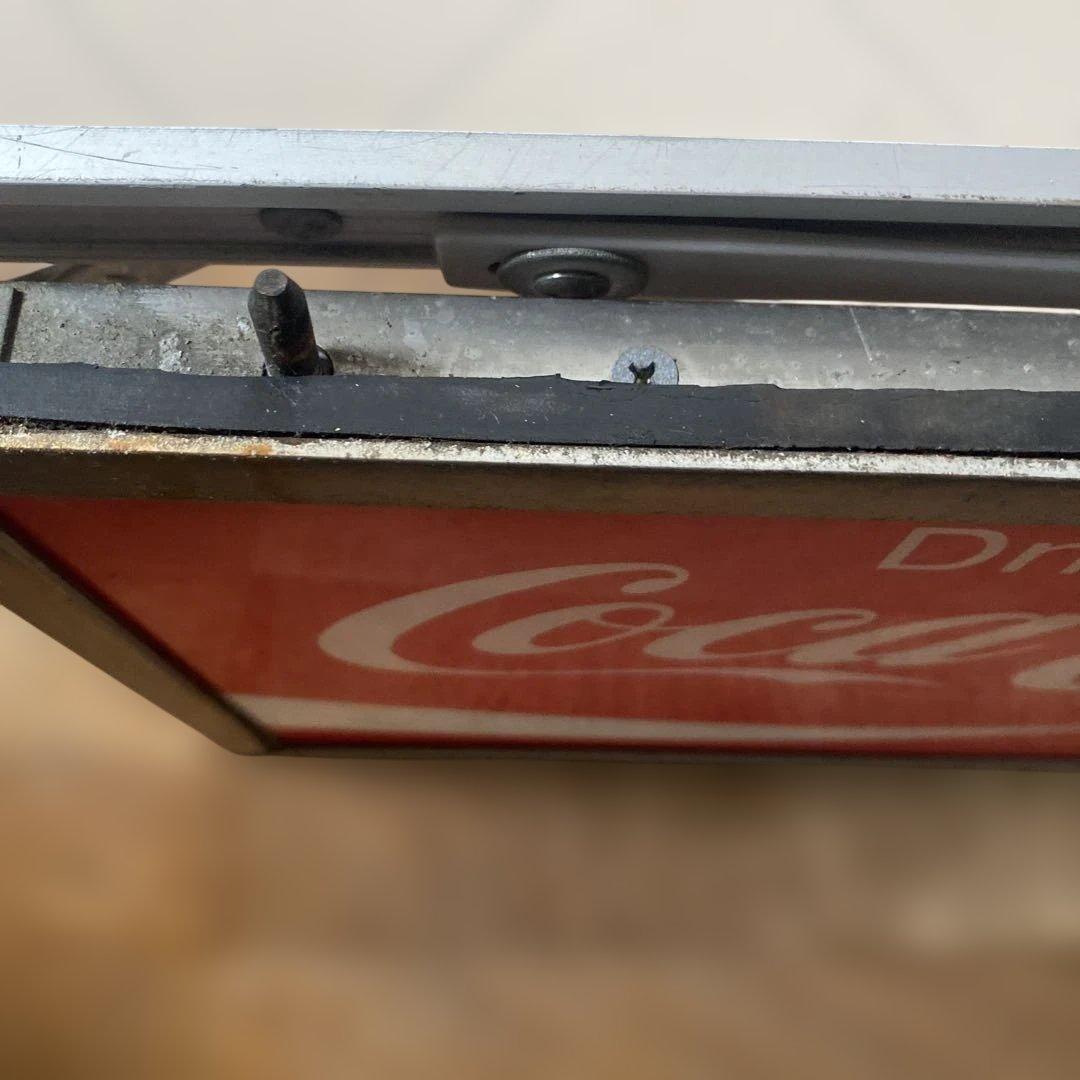 コカコーラの中の看板