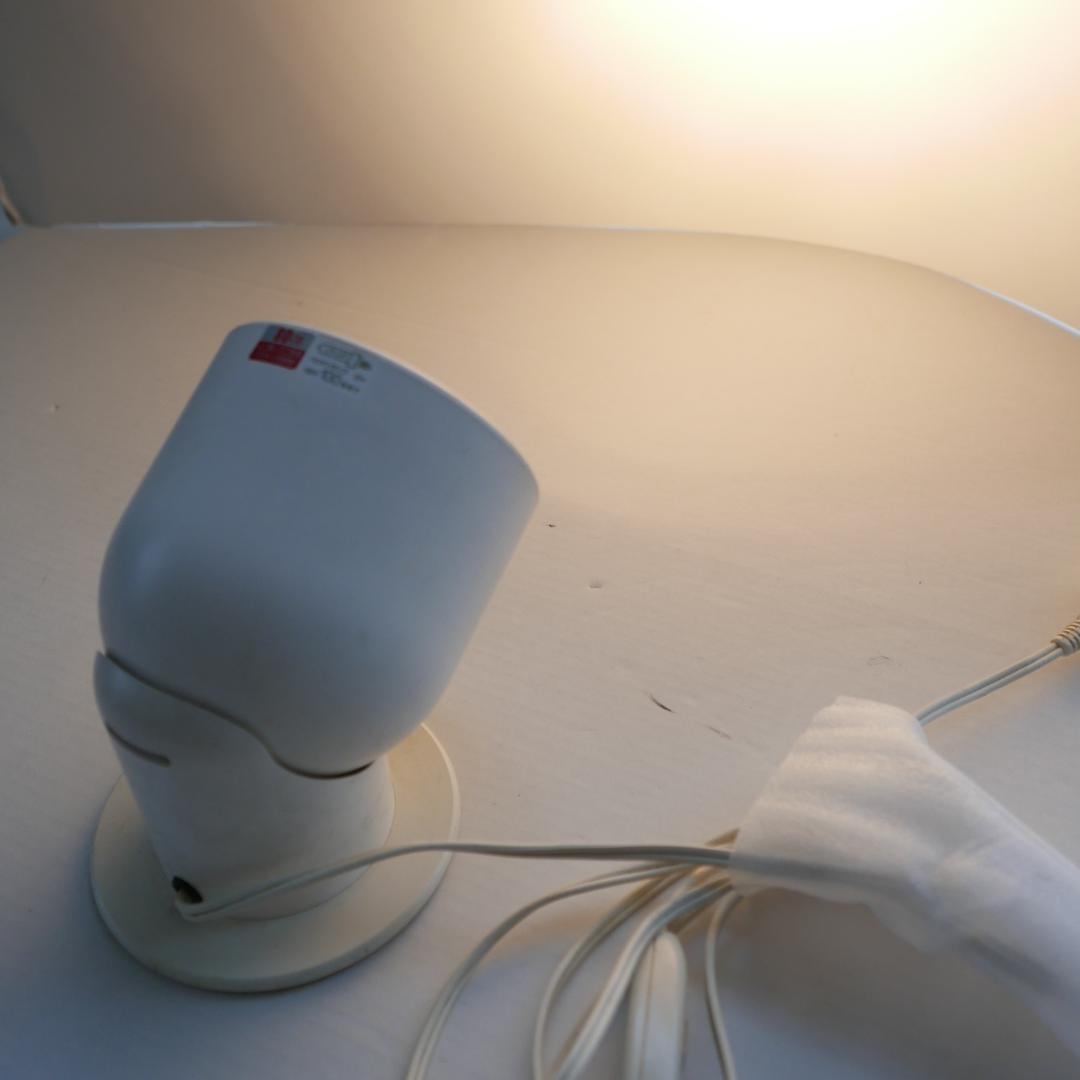 ヤマギワ☆スポットライト☆グッドデザイン賞☆置き型☆アッパーライト☆オフホワイト