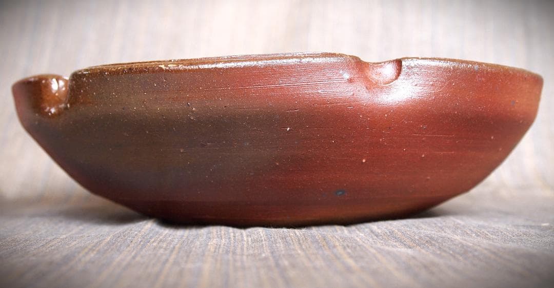 人気作家★藤原喜久代【師：辻清明】備前梅鉢（２３，５ｃｍ）★緋襷★共箱