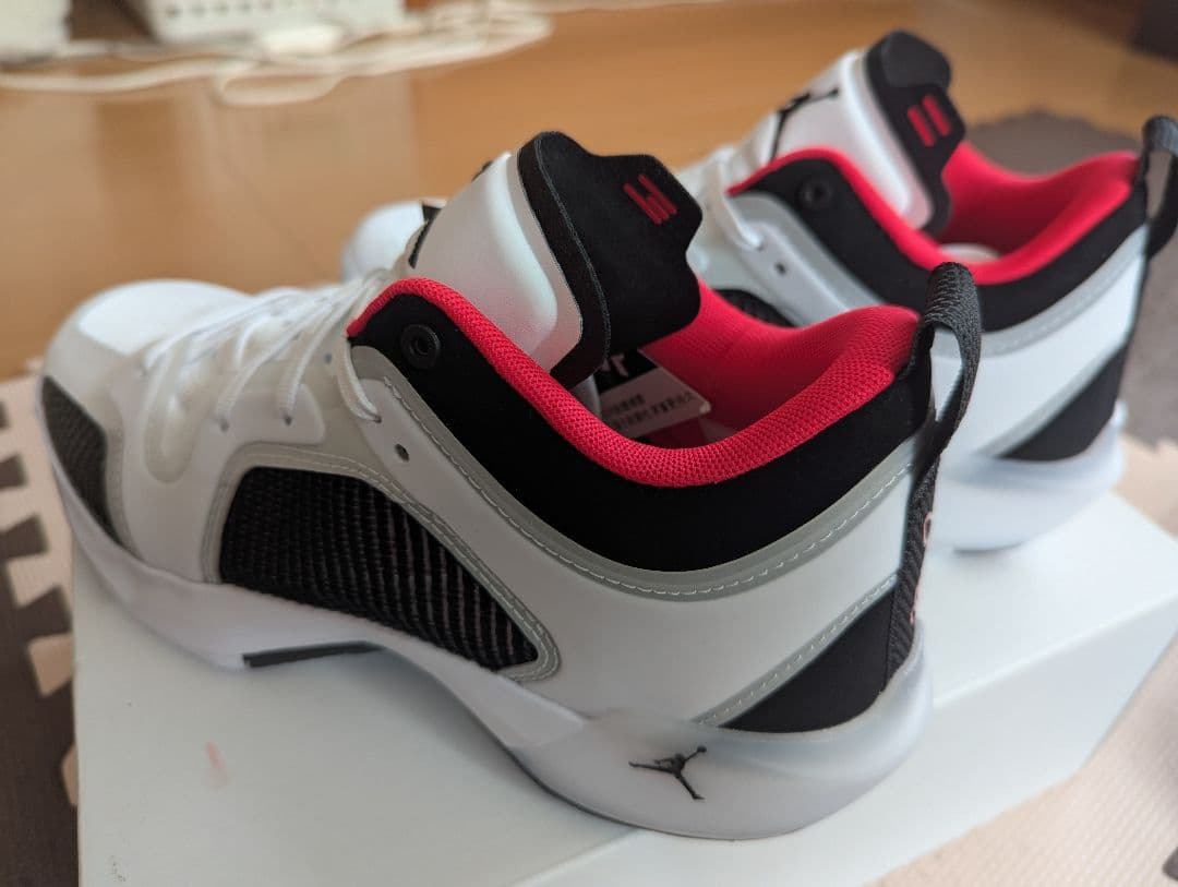 AIR JORDAN XXXVII LOW PF エアージョーダン37