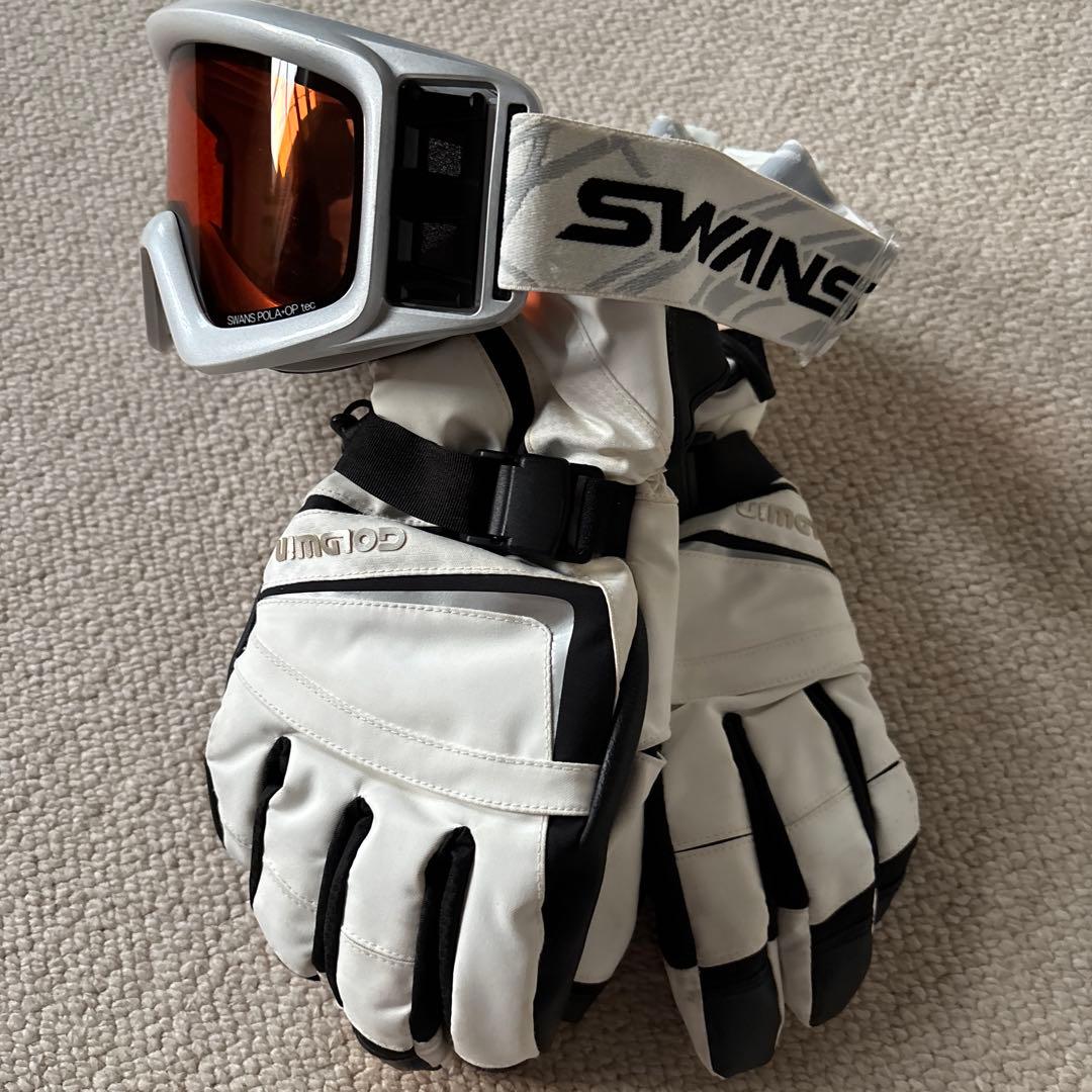 デサントスキーウェア ライトグレー ゴーグル 手袋付き