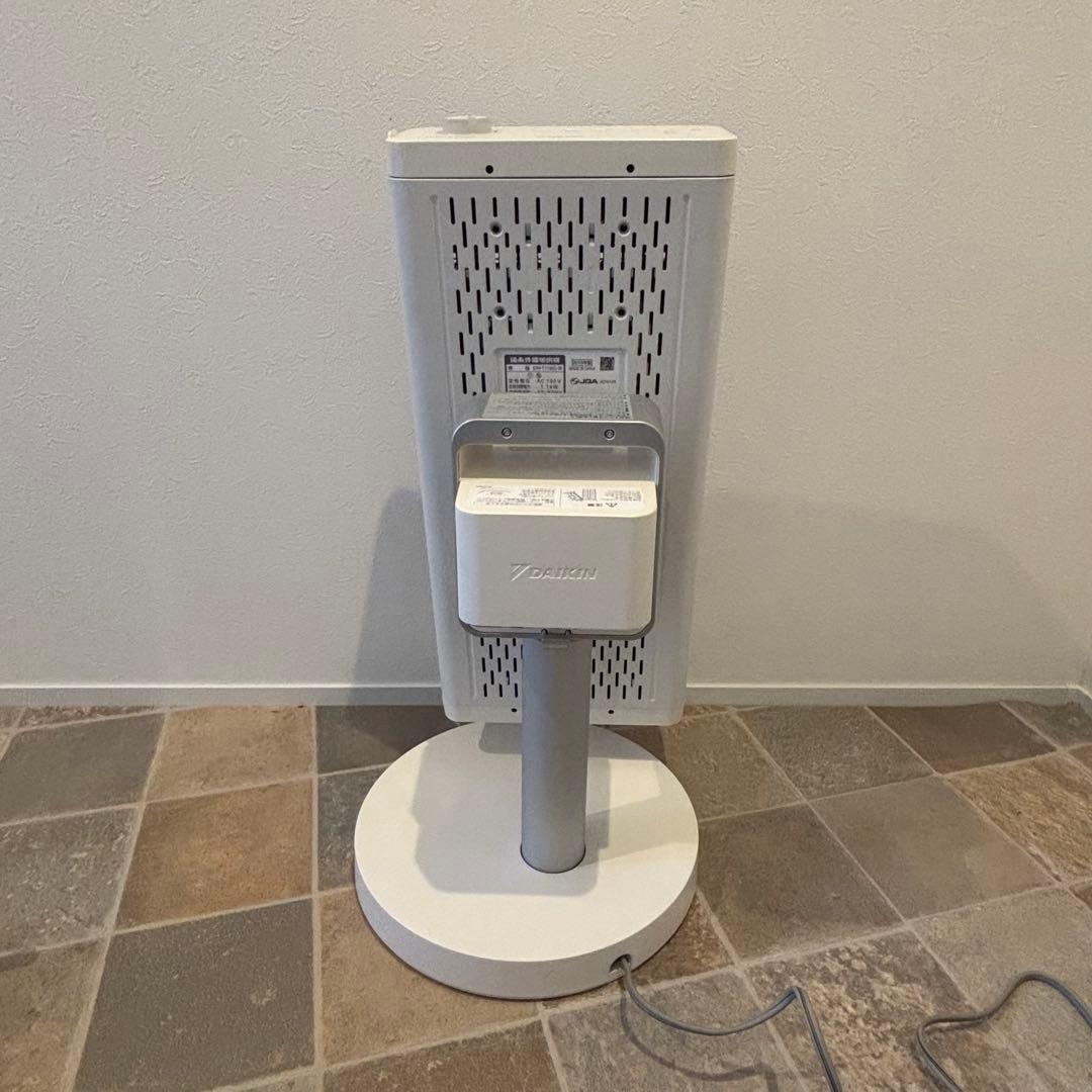 DAIKIN遠赤外線 暖房機「セラムヒート」ERFT11 WS-W