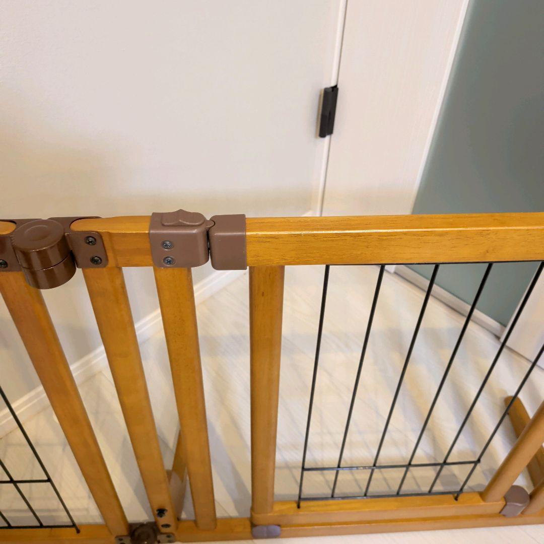 Richell　木製置くだけドア付き　ペットゲートS