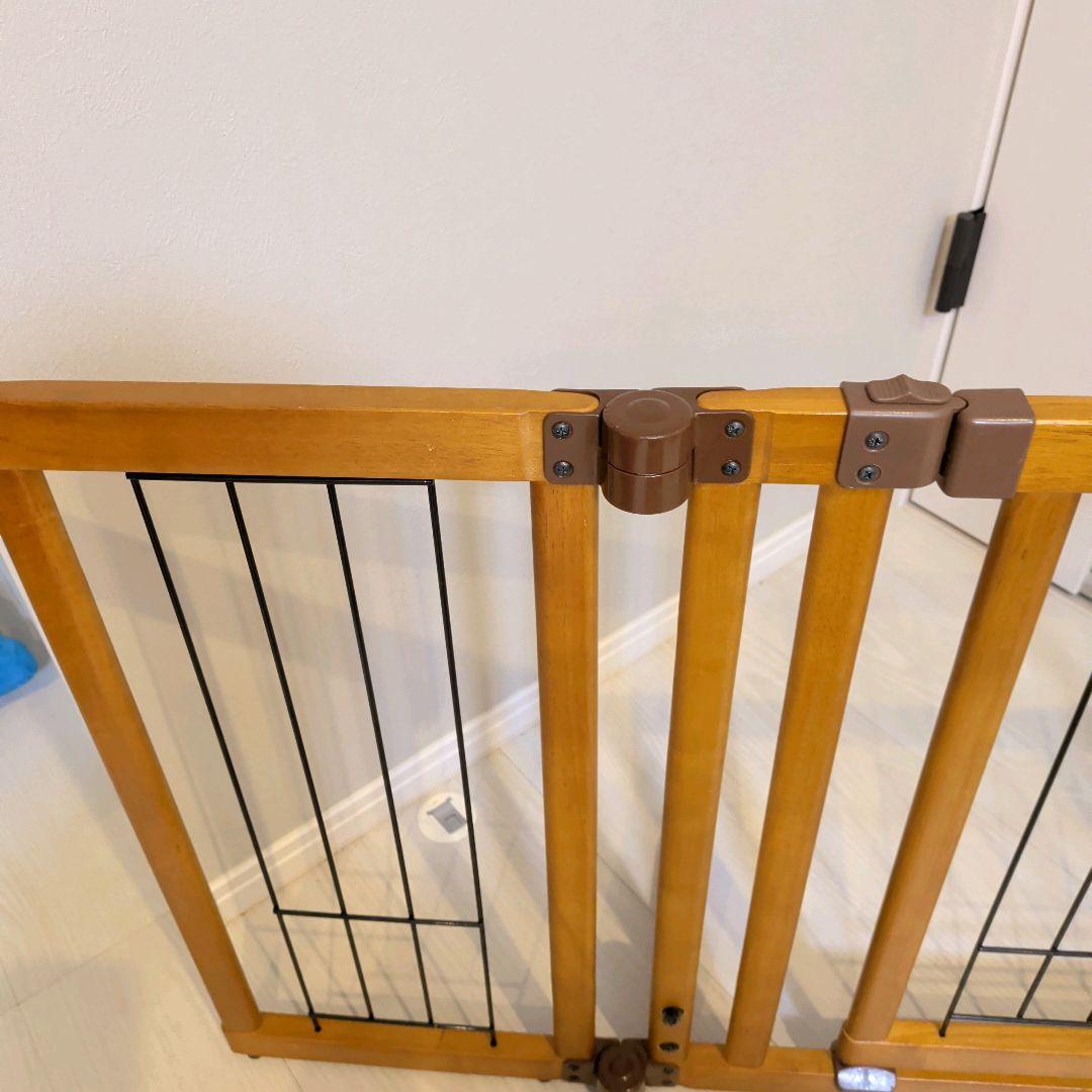 Richell　木製置くだけドア付き　ペットゲートS