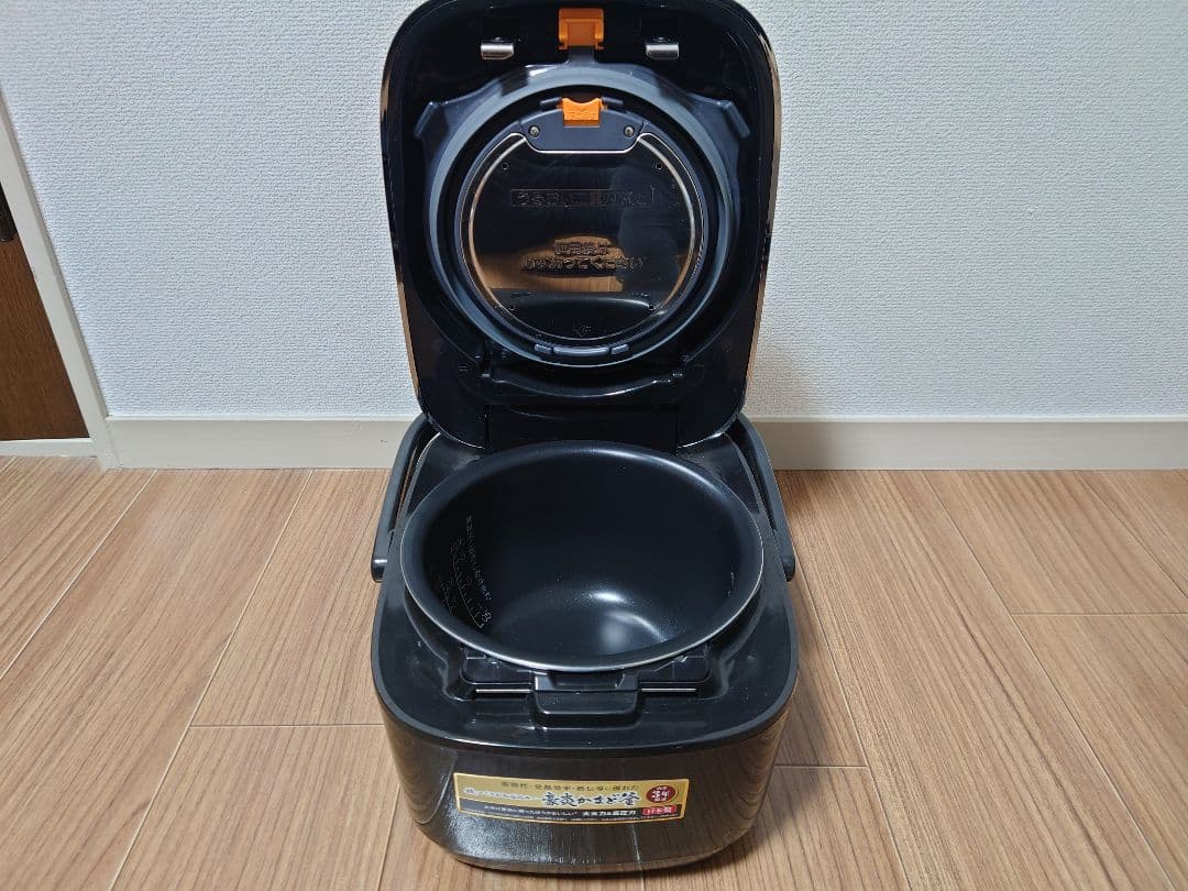 美品 2022年製 象印 圧力IH 炊飯器 5.5合 NW-J10 極め炊き