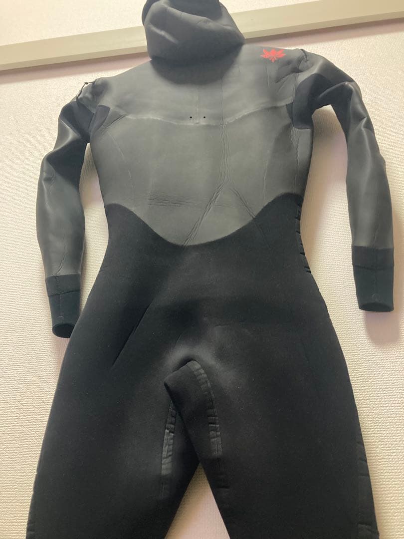 AXX⭐️フルスーツセミドライ4/3mm hybrid u-zip MLサイズ相当