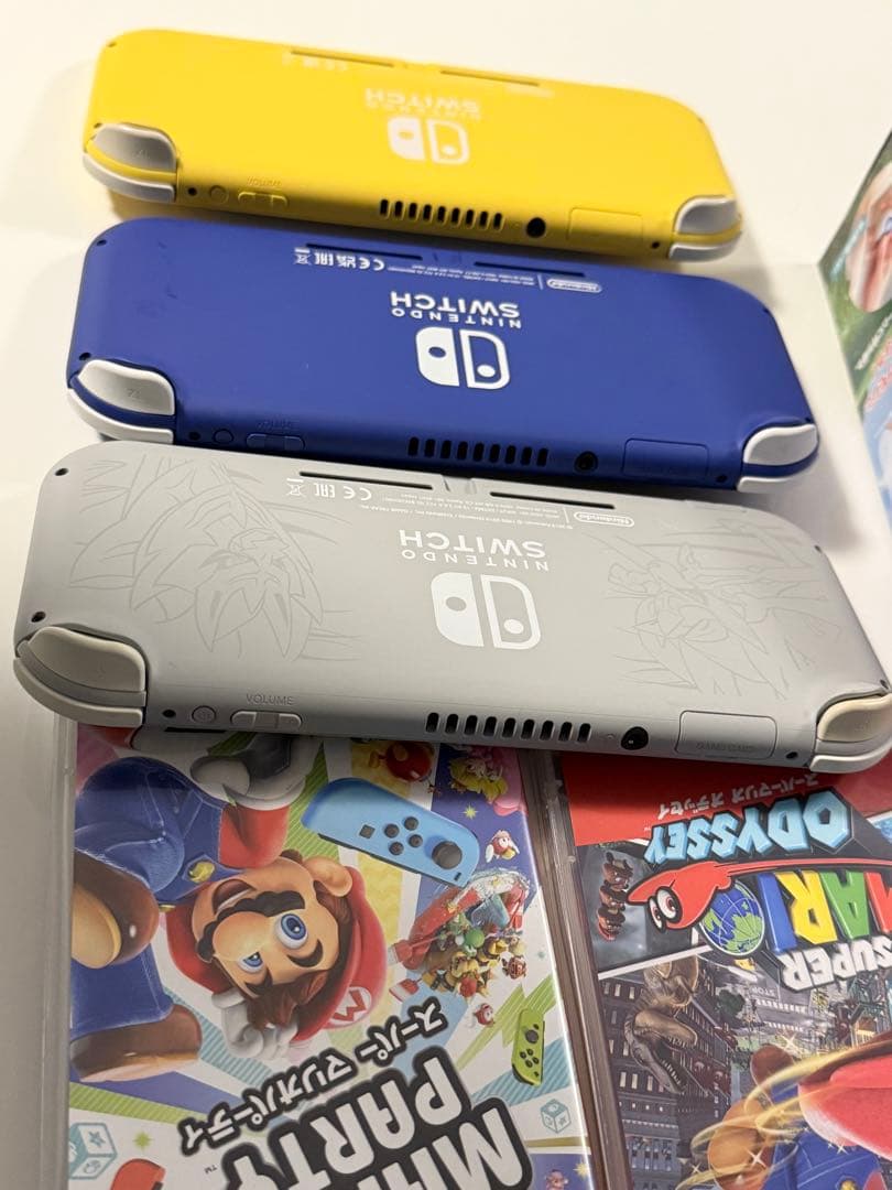 ☆*☆様 Nintendo スイッチライト 本体4台 ソフト7本 まとめ売り 現