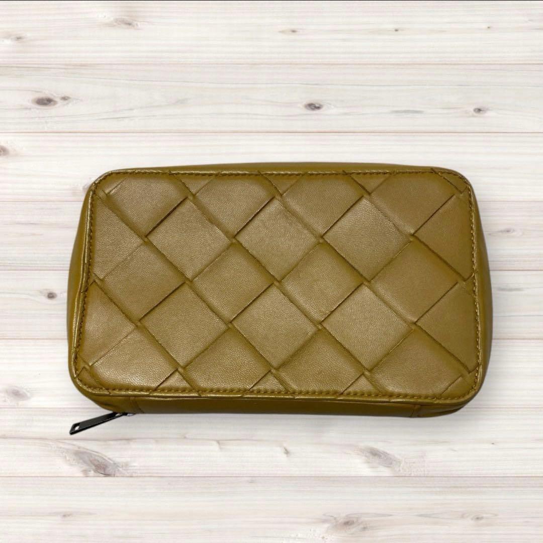 BOTTEGA VENETA マキシイントレチャート トラベルケース ポーチ