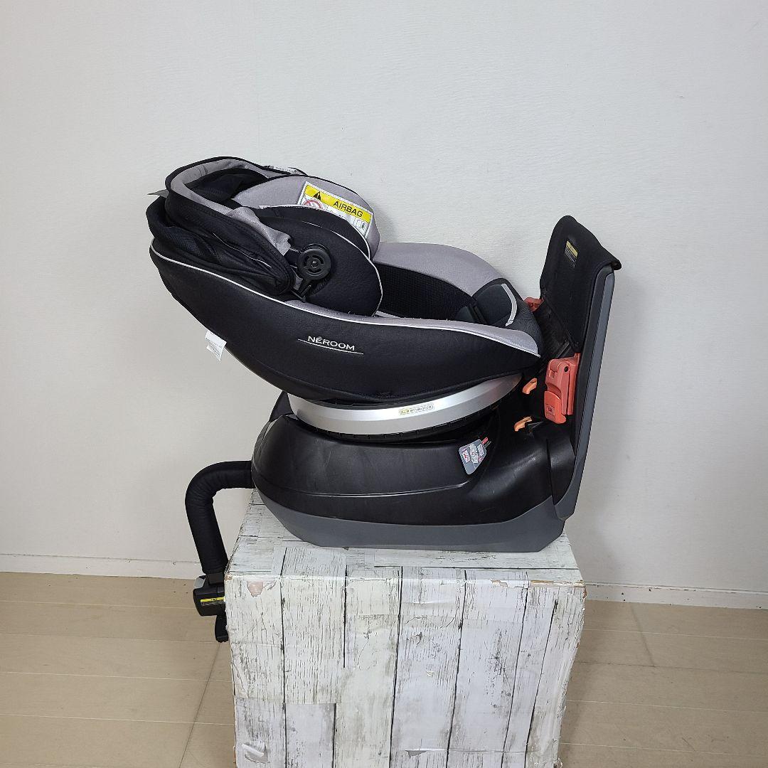 く*ん様 チャイルドシート　新生児から4才　ジュニアシート　コンビ