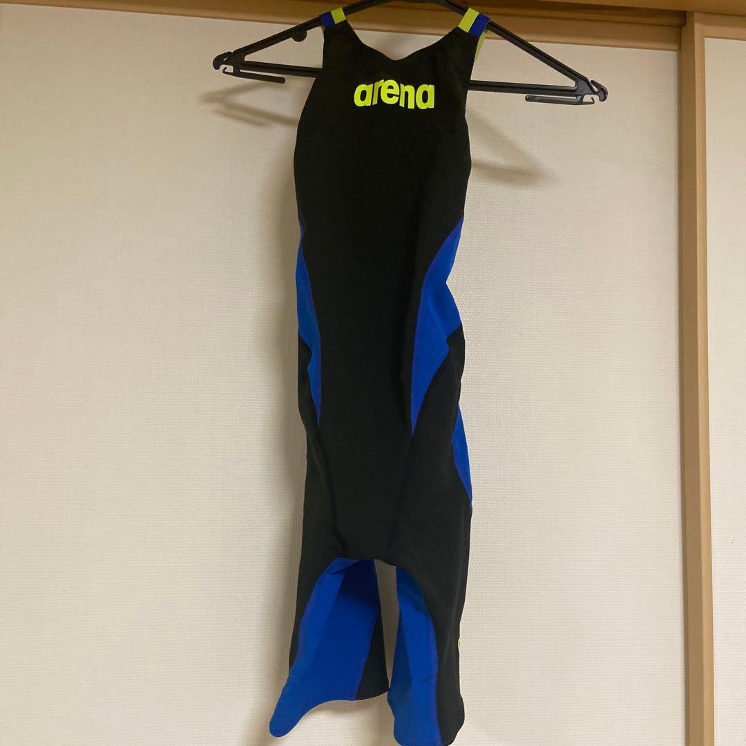 アリーナ　競泳水着　SSサイズ
