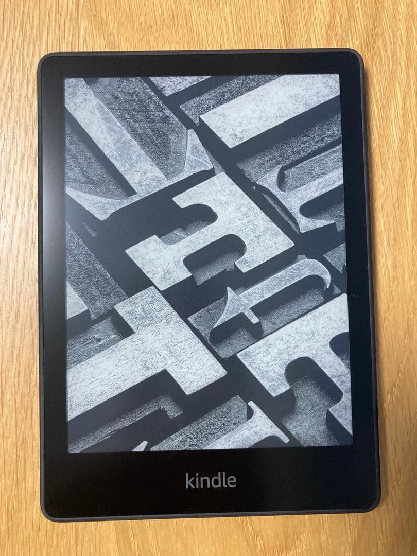 Kindle Paperwhite 第11世代 本体とカバー