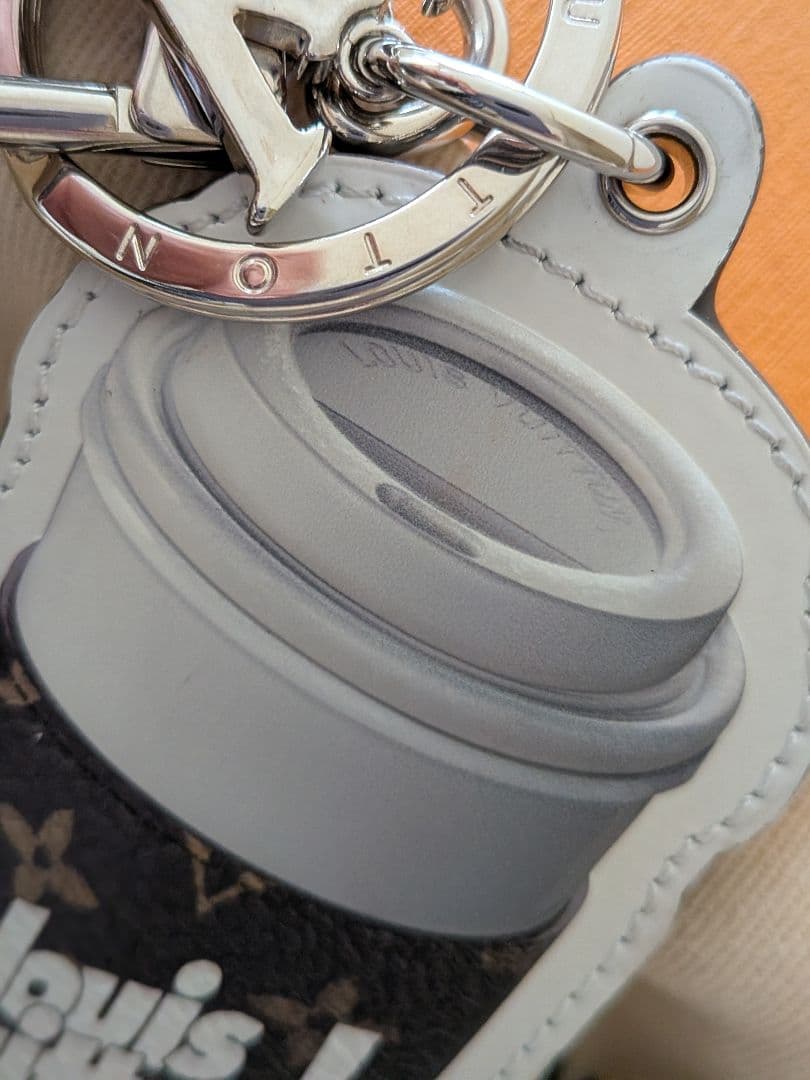 ◯ヴィトン ポルト クレ・モノグラム コーヒーカップ MP3108 チャーム◯