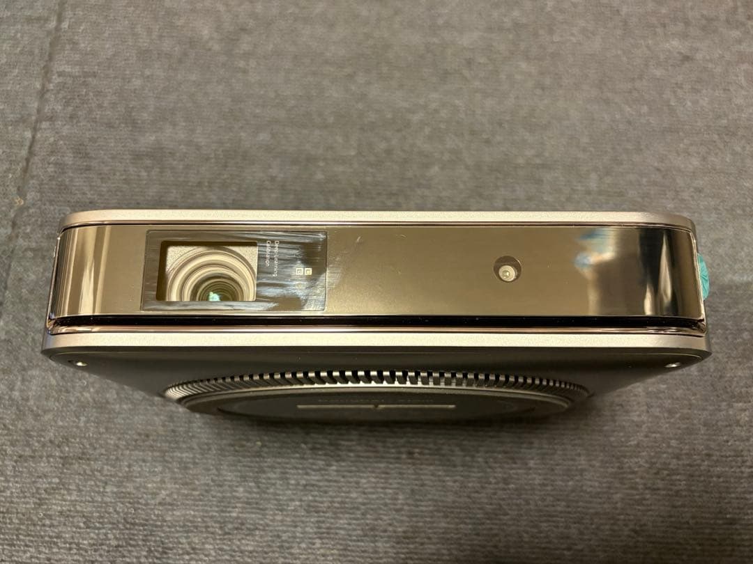 Dangbei Atom レーザープロジェクター(スタンド付)