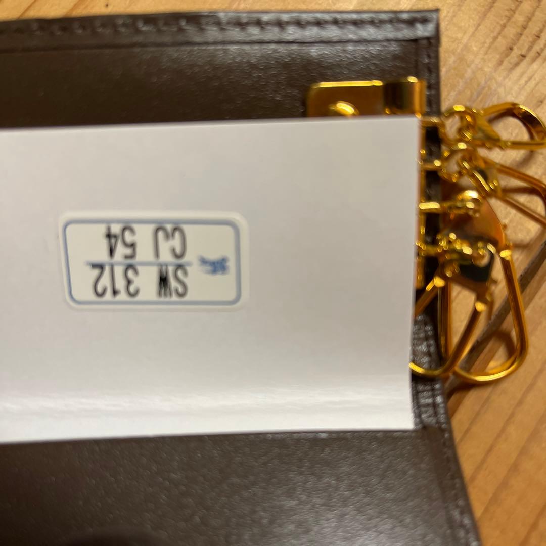 【新品未使用】バーバリー　BURBERRY キーケース　箱付き