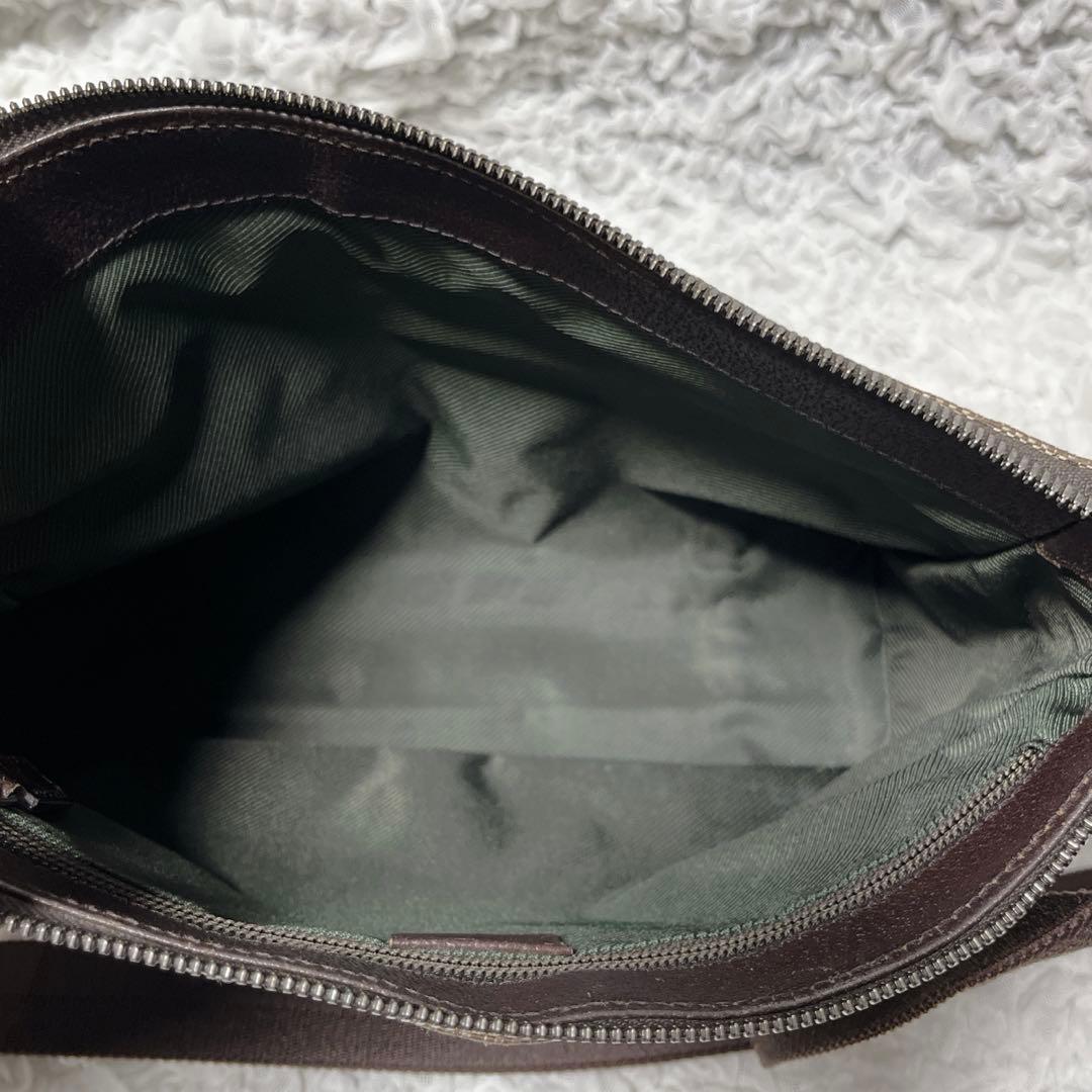 良品✨グッチ ショルダーバッグ GG柄 スクエア キャンバス　肩掛け　ベージュ