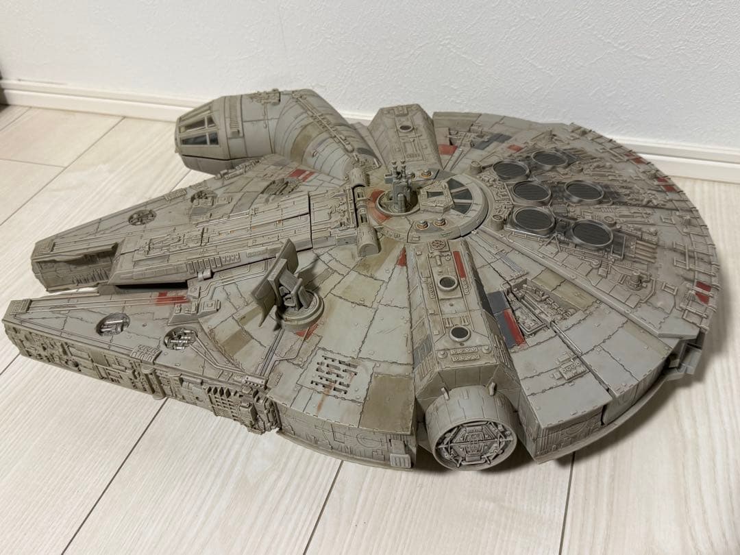 スターウォーズ　ミレニアムファルコン