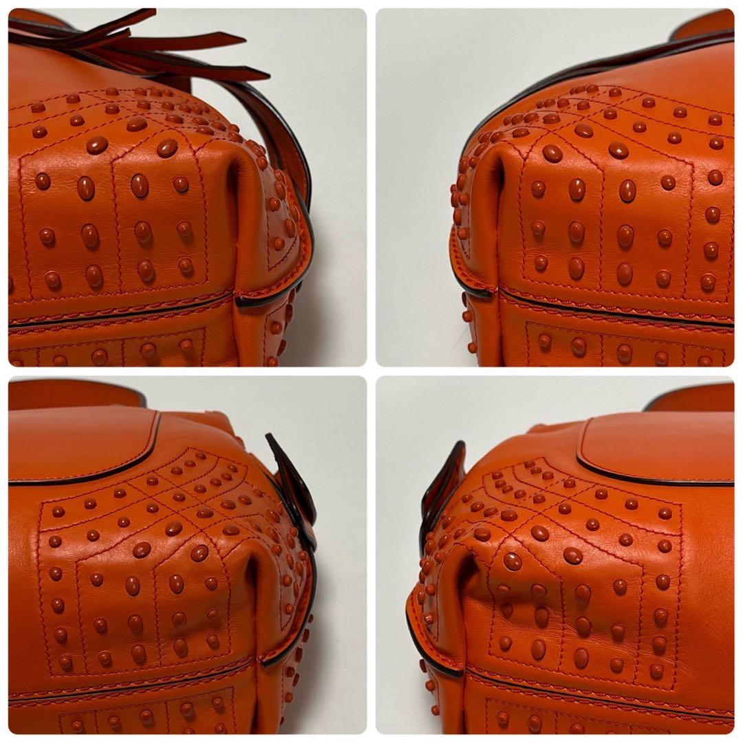 t23【極美品】保存袋付　トッズ　ウェーブ　スタッズ　レザー2wayショルダー.