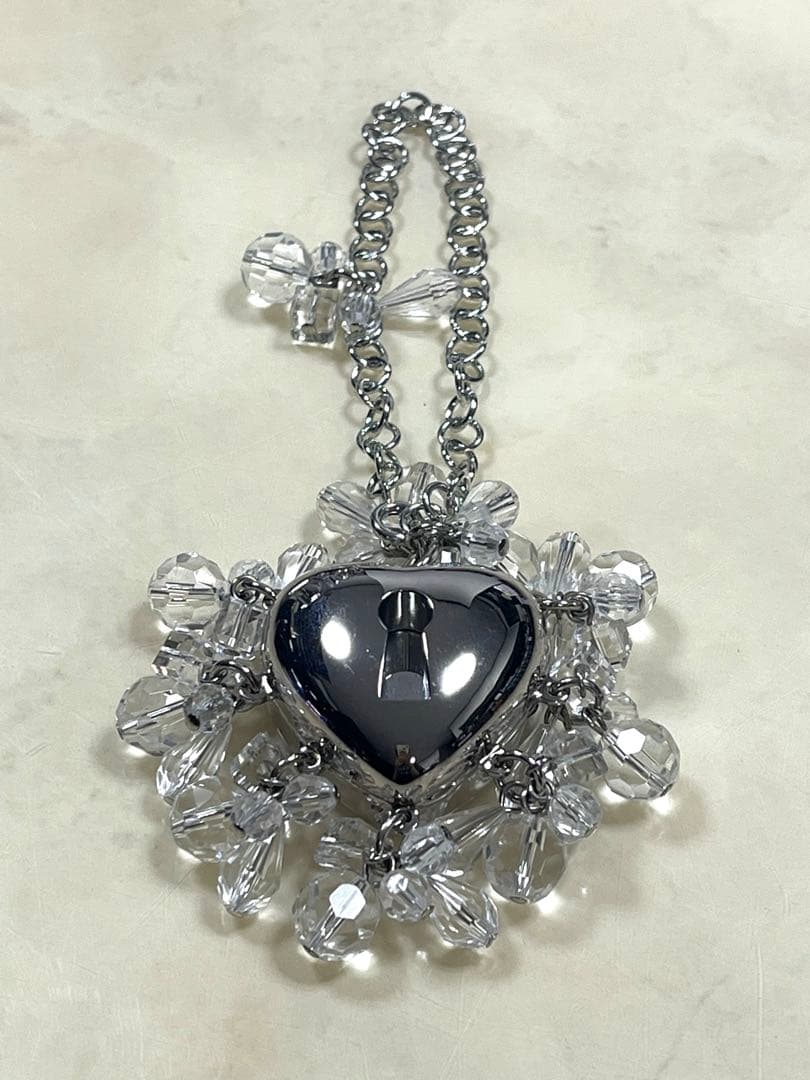 【新品未使用】　クリスチャンディオール プリティチャーム　002